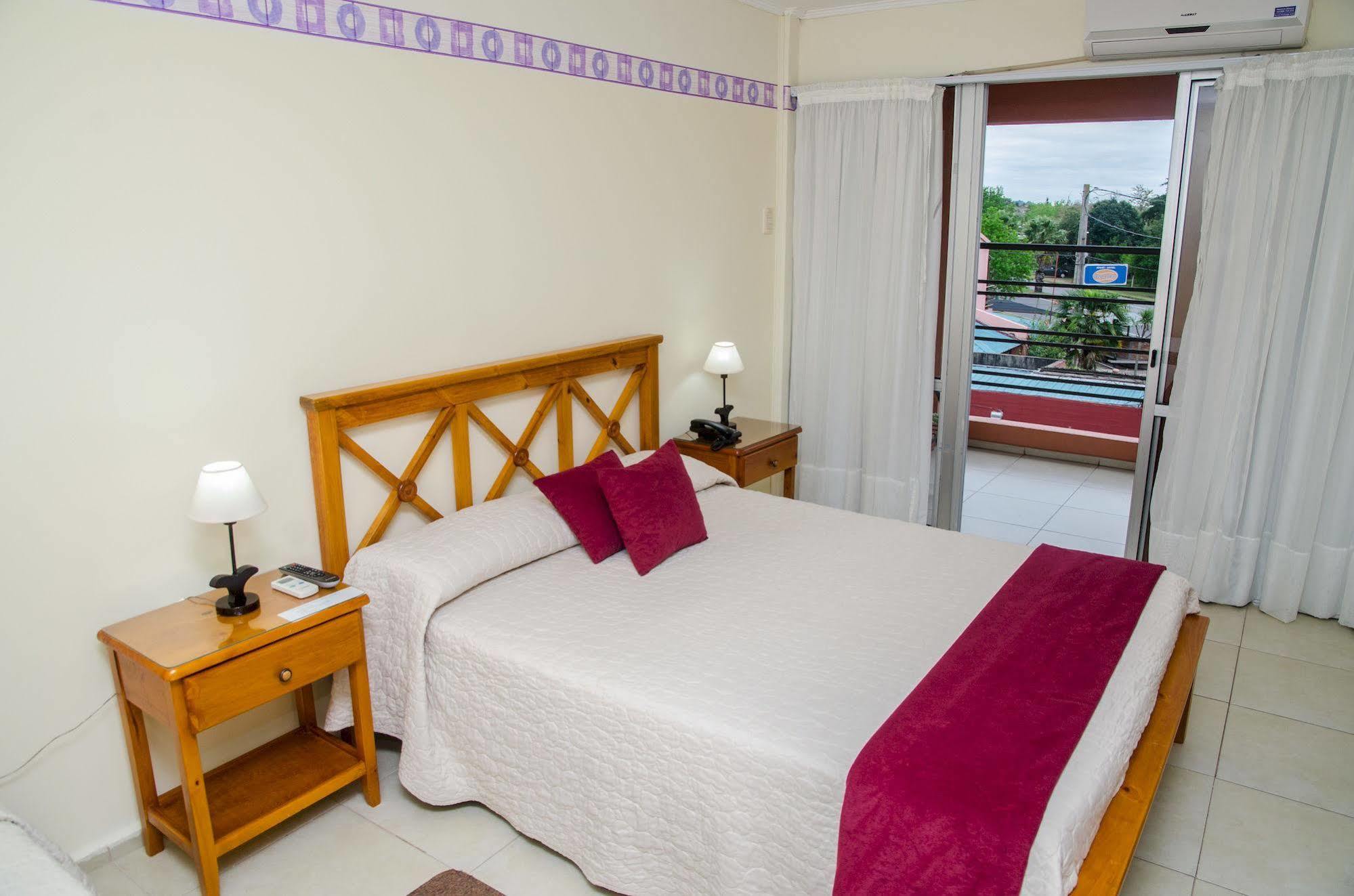 Hotel Del Pasaje Termas del Daymán Esterno foto